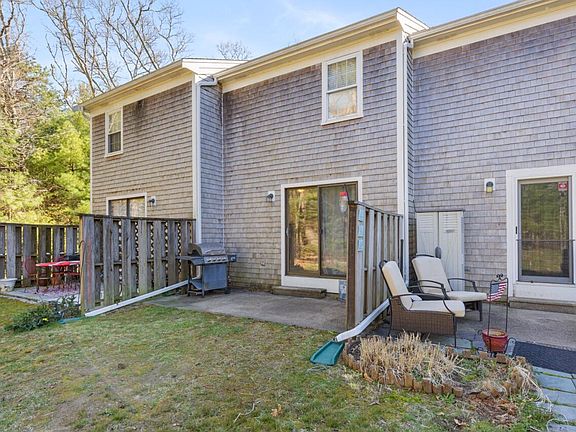4th image of 300 Falmouth Road APT 20D