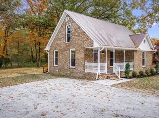 236 Meadowbrook Dr, Smithville, TN 37166
