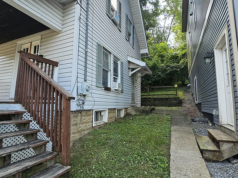 774 Garrison Ave — Photo 32