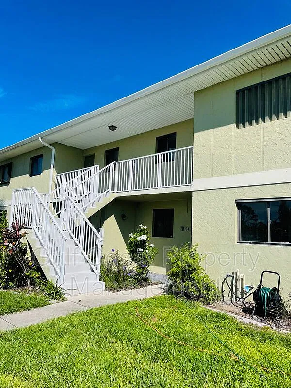25225 Rampart Blvd — Photo 1