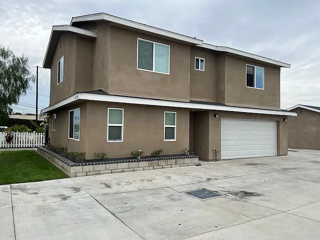 3 bed, 1500 sqft, $3,895 — Photo 3