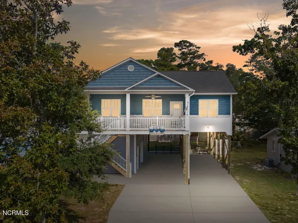 110 NE 77th Street, Oak Island, NC 28465
