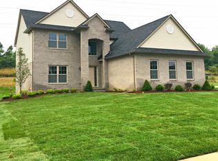 377 Arlington Dr, Saline, MI 48176