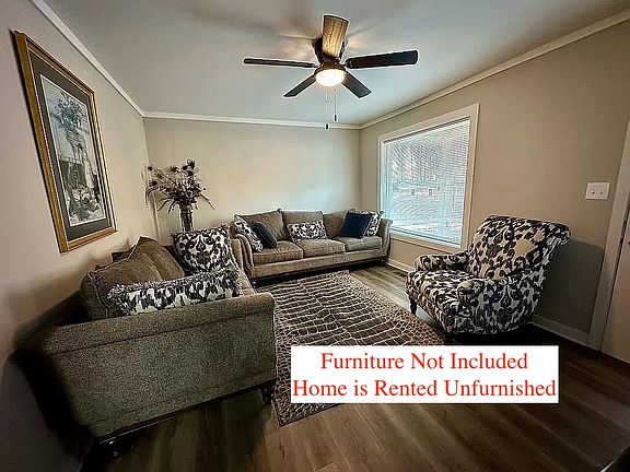 3rd image of 1201 Williams Cir