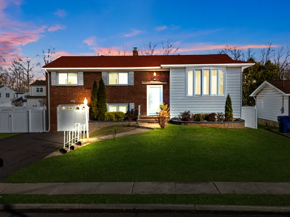 895 Patton St, North Brunswick, NJ 08902