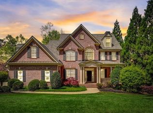 7645 Laurel Oak Dr, Suwanee, GA 30024