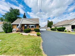 8408 Oak Park Ave, Burbank, IL