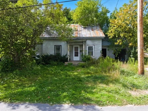 81 North Street, Northfield, VT 05663