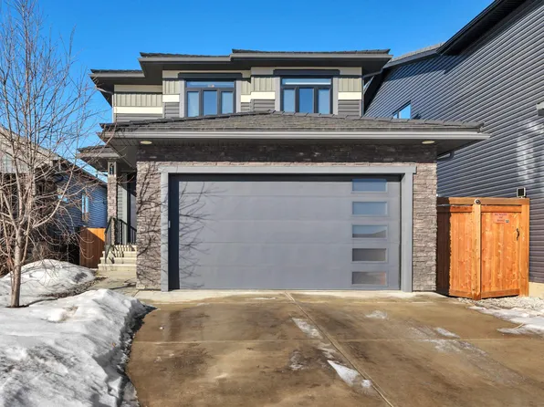 11 Brunswyck Cres, Spruce Grove, AB T7X 0Y9