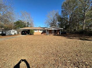 1114 Cynthia Dr, Dothan, AL 36301