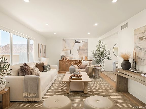 3rd image of 14334 Sandown Ct