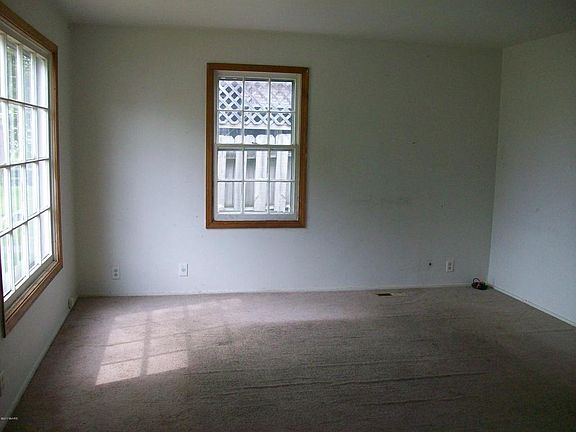 5th image of 1105 N 13th St
