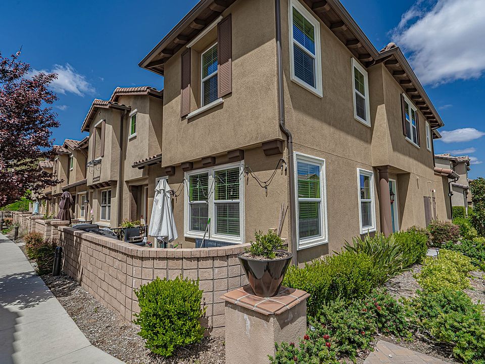 1st image of 28639 Jardineras Dr