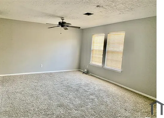 4 bed, 1800 sqft, $2,650 — Photo 4
