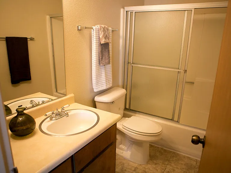 2x2 Hall Bath