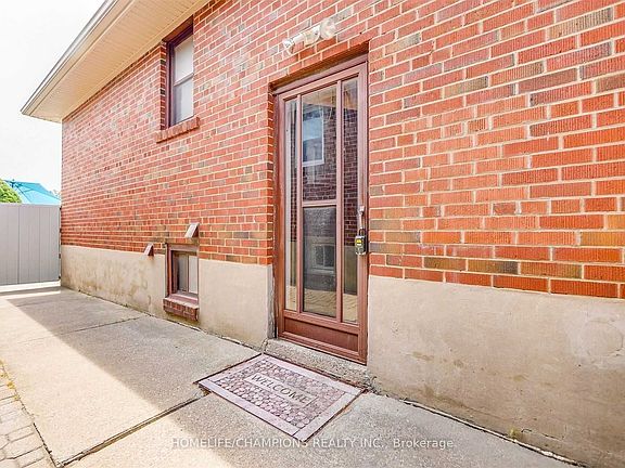 2nd image of 65 Whitburn Cres