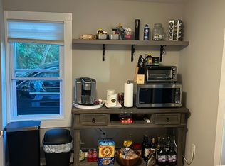28 Carroll St #1, Naugatuck, CT 06770