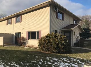 16 Meadow Run Dr SW APT C, Rochester, MN 55902