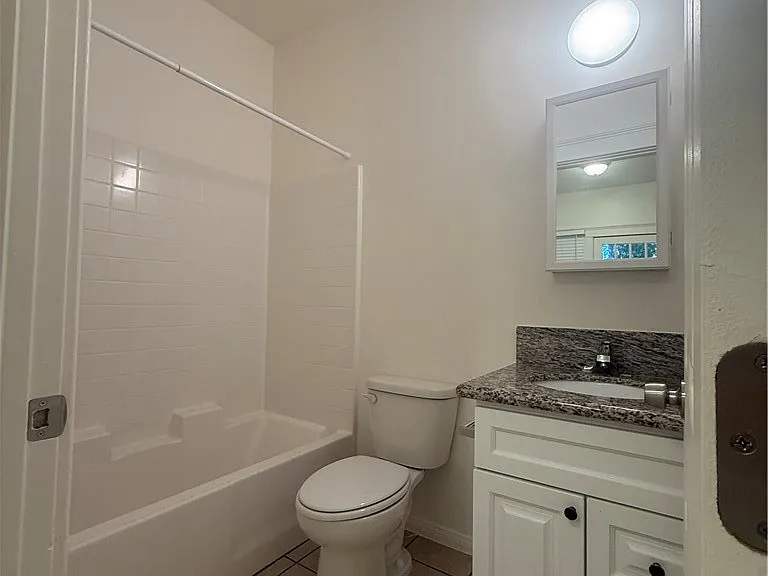 718 Chestnut Ave #4 — Photo 5