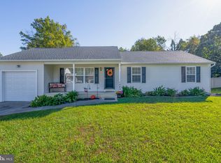 1249 Sassafras Dr, Vineland, NJ 08360