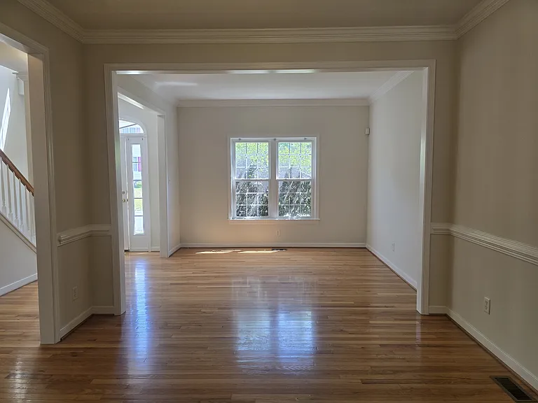 9521 Pine Trails Ct — Photo 4