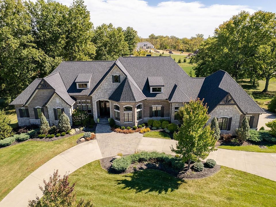 7886 Ayers Rd, Cincinnati, OH 45255 Zillow