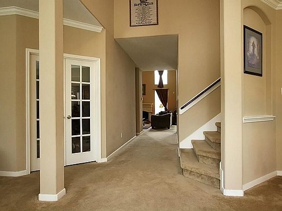 3rd image of 19114 Camden Woods Ct