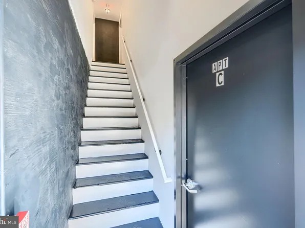 7 Carrollton Ave, Baltimore, MD 21223