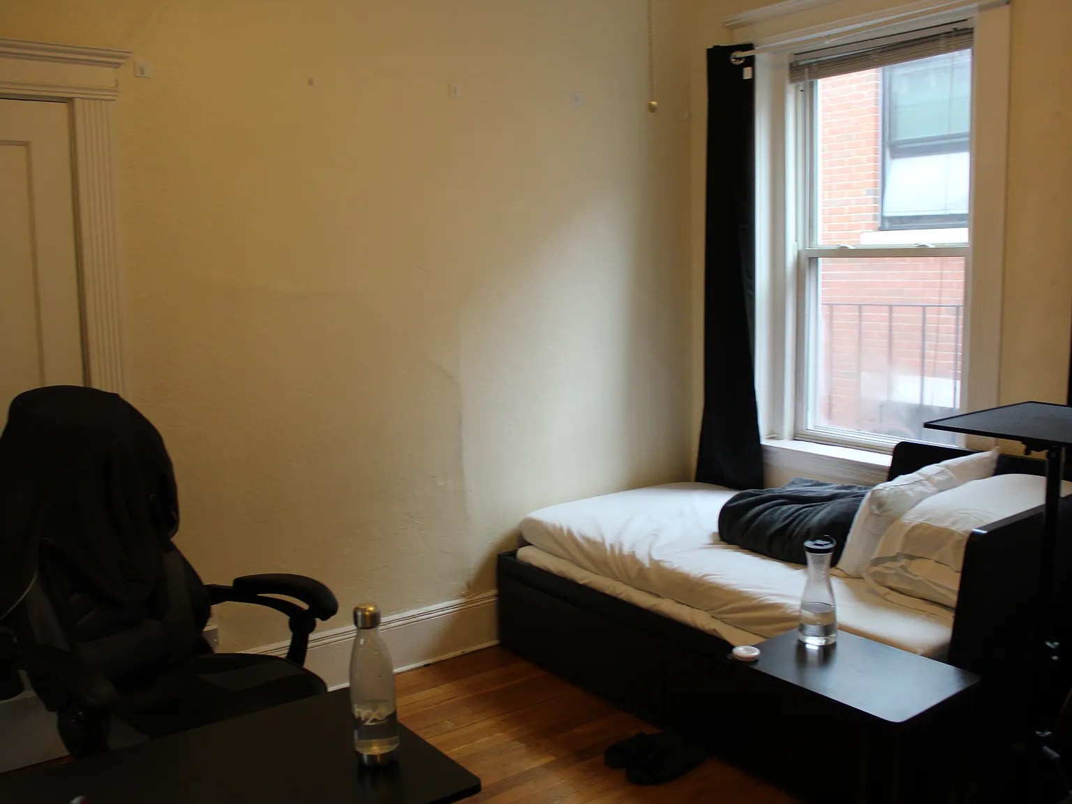 2 bed, 999 sqft, $3,800 — Photo 4