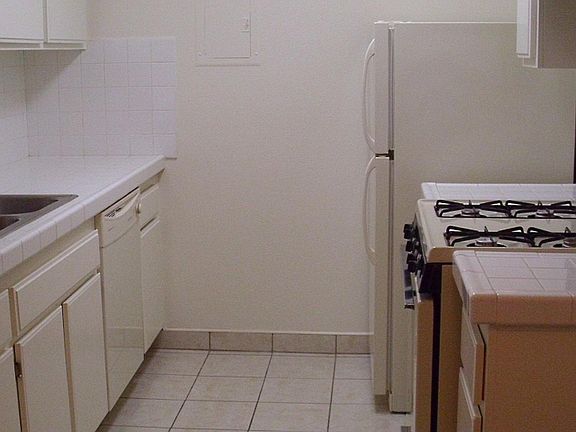 4th image of 6253 Lankershim Blvd APT 105