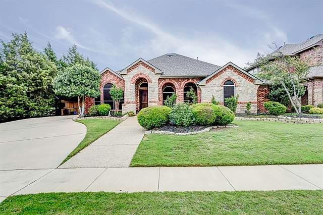 1st image of 101 Bloomfield Dr