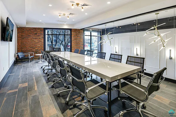 Rented by EXR | media 83