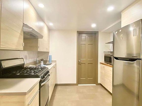 2nd image of 344 E 76th St APT 1C