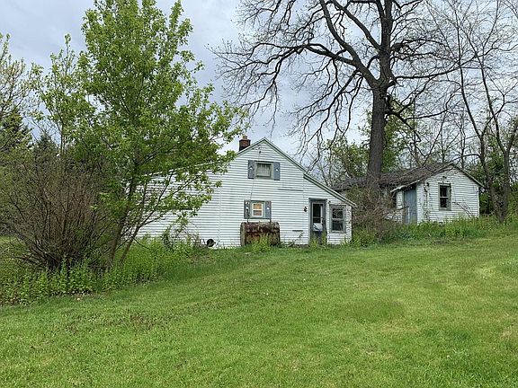 2nd image of N76W28065 Center Oak ROAD