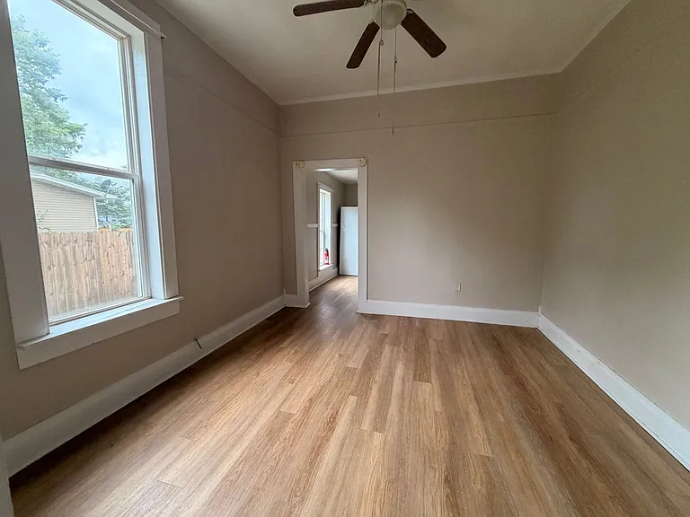 708 S Denver Ave — Photo 6