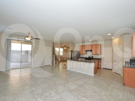 5th image of 5650 E Alder Ave