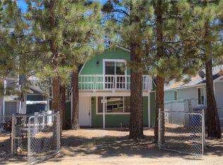 858 B Ln, Big Bear City, CA 92314