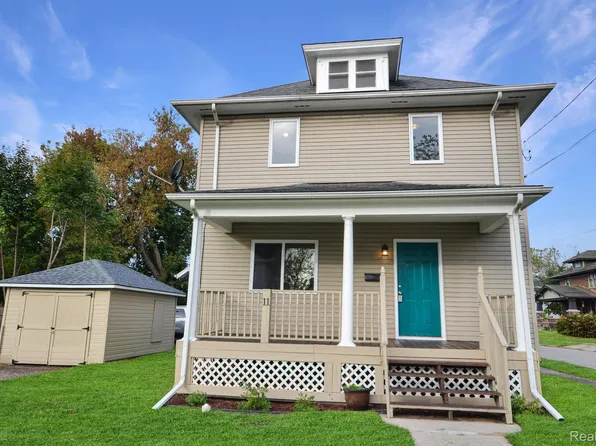 11 Lexington Pl, Pontiac, MI 48342