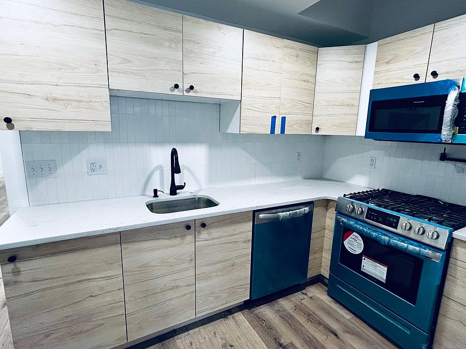 1st image of 256 S 21st St #1G