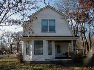 506 S East St, Norris City, IL 62869