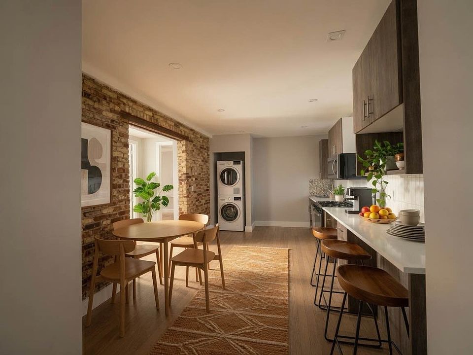 1st image of 569 W 192nd St #3Z