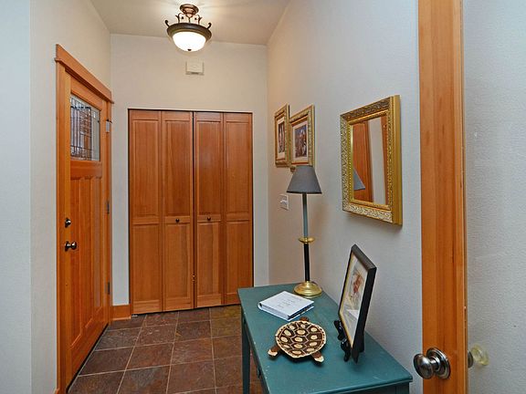 4th image of 19423 NE Larson Ct