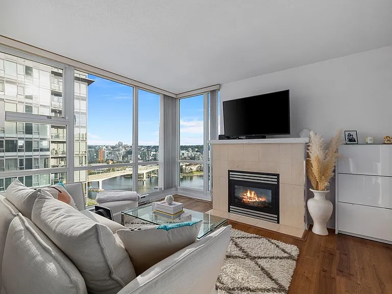 1077 Marinaside Cres #2201 — Photo 4