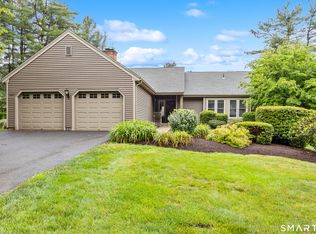 2 Saxon Woods Ct, Cheshire, CT 06410
