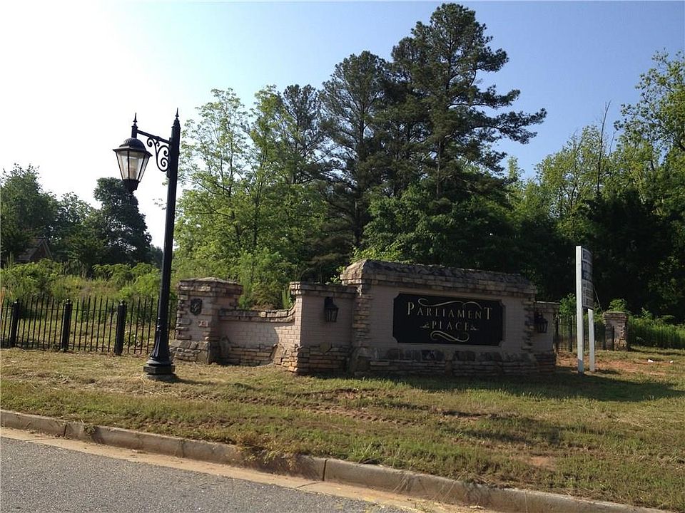 2nd image of 1005 Queens Bridge Way