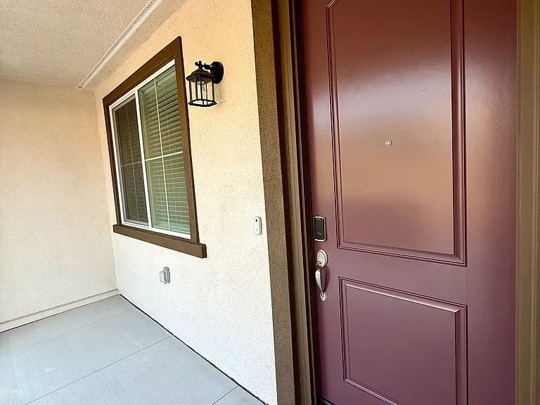 4889 Merida Way — Photo 4