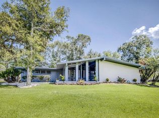 428 Azalea Dr, Baytown, TX 77520