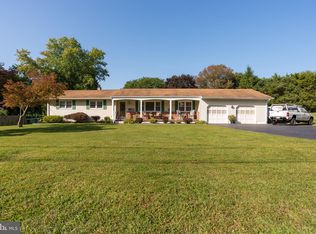 5 Currier Way, Ewing, NJ 08628