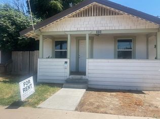 304 W Maple St, Exeter, CA 93221