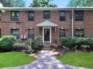 40 Rockledge Rd APT 1A, Hartsdale, NY 10530